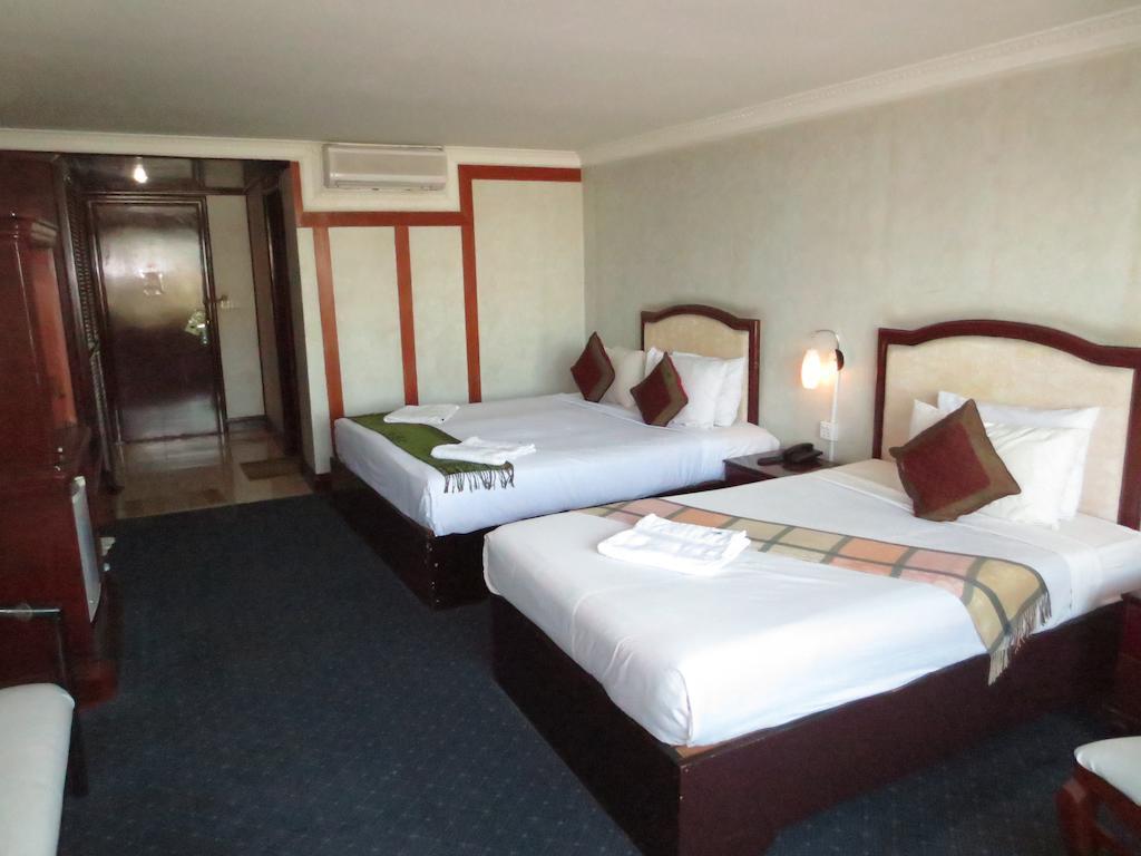 Khmeroyal Hotel Phnom Penh Quarto foto